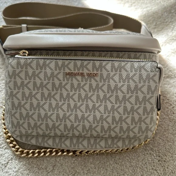Michael Kors Monogram Beige and Cream Crossbody Bag - Picture 2 of 4